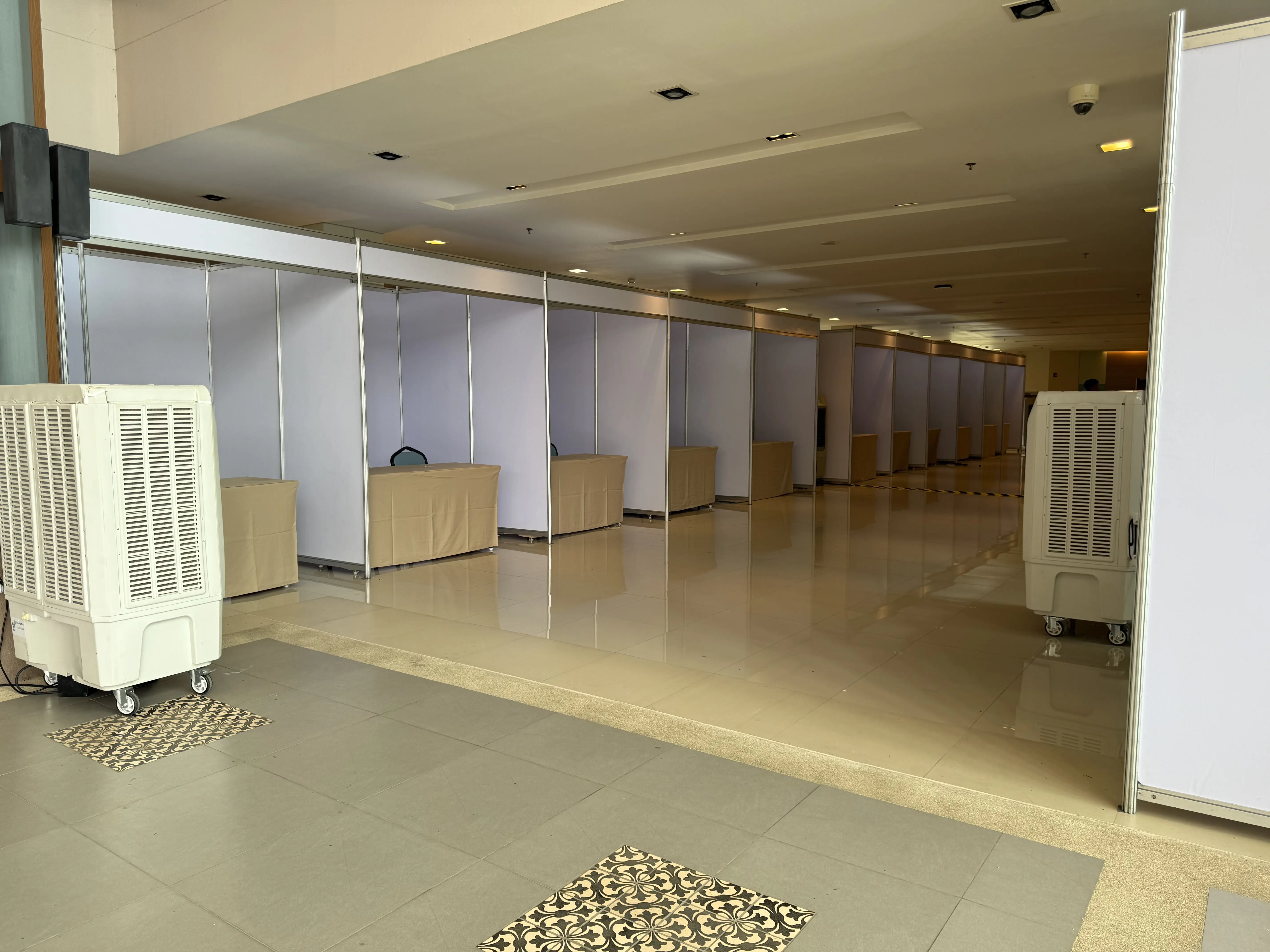 Booth system