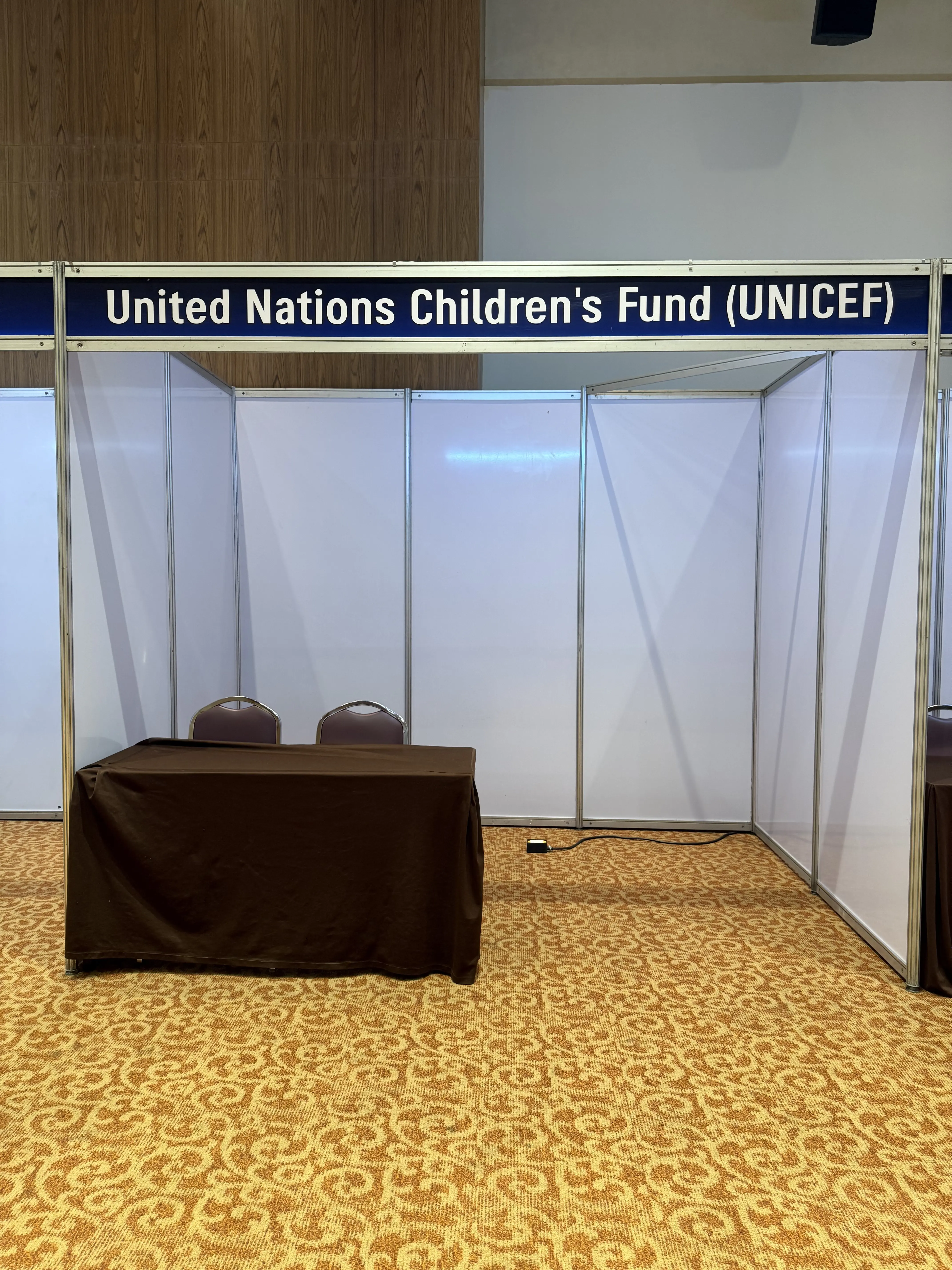 Booth system